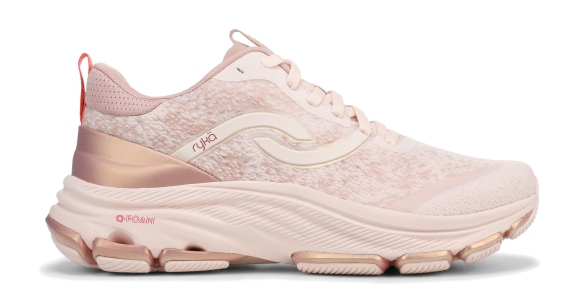 a Dedicate LX Rykä shoe