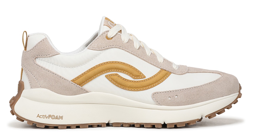 a terra taupe yellow colored Rykä Jetsetter shoe