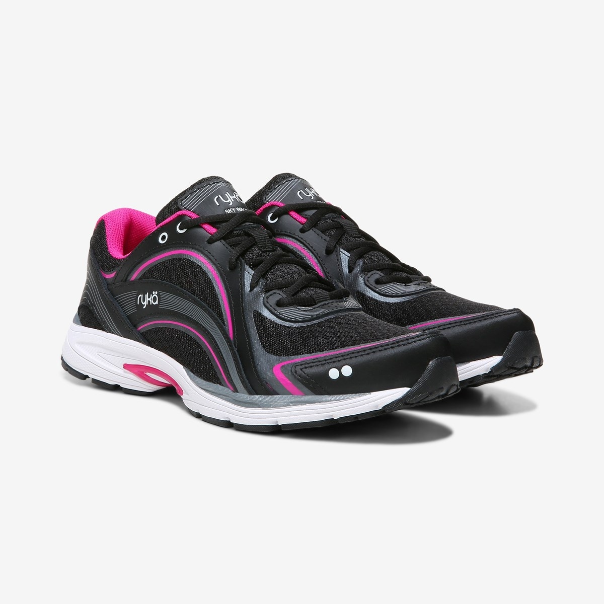 Ryka Sky Walk Walking Shoe in Black 