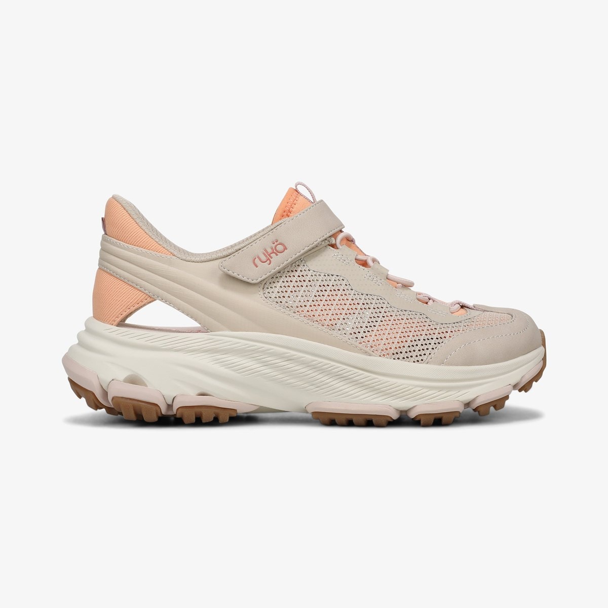 Devotion Max Fisherman Trail Sneaker